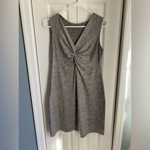 Eddie Bauer Women's Gray Sleeveless Twist Front Stretch Dress Size Small